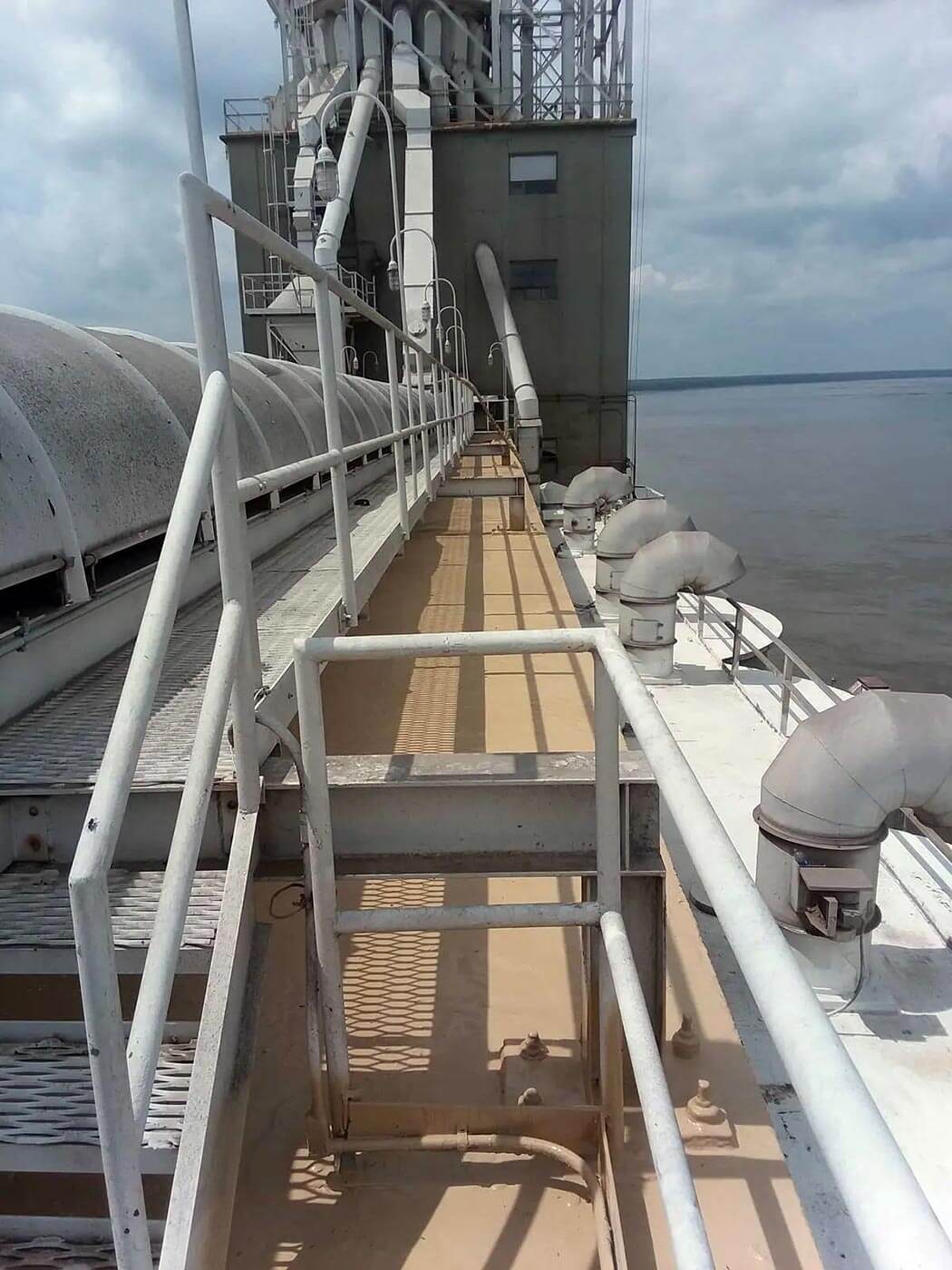 Seamless polyurea coating on a grain silo rehabilitation project — project 10