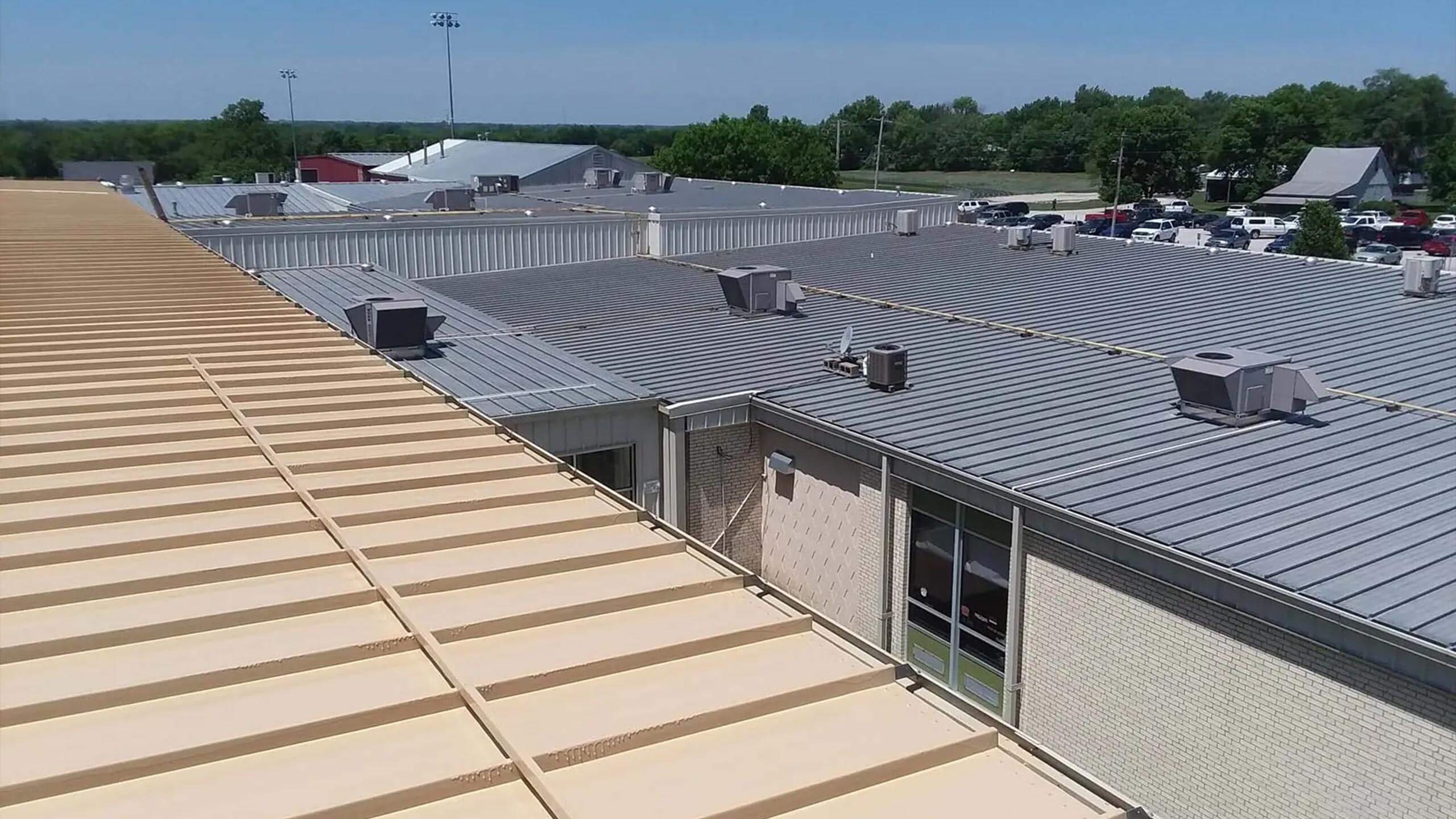 Restored standing seam metal roof on a commercial building in Mountain Home, AR